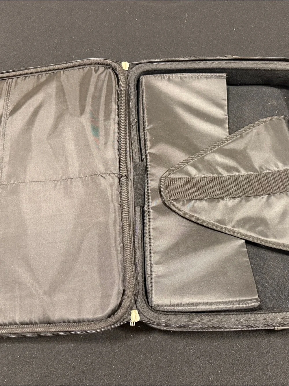 Dell Black and Gray Laptop Messenger Bag